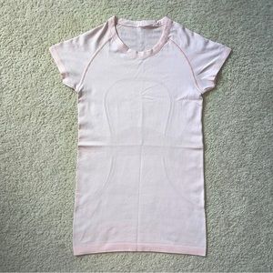 SOLD - Lululemon Swiftly Tech Short Sleeve Pink Size 6